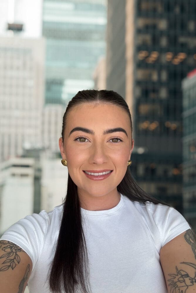 Headshot of Chloe Bonnard